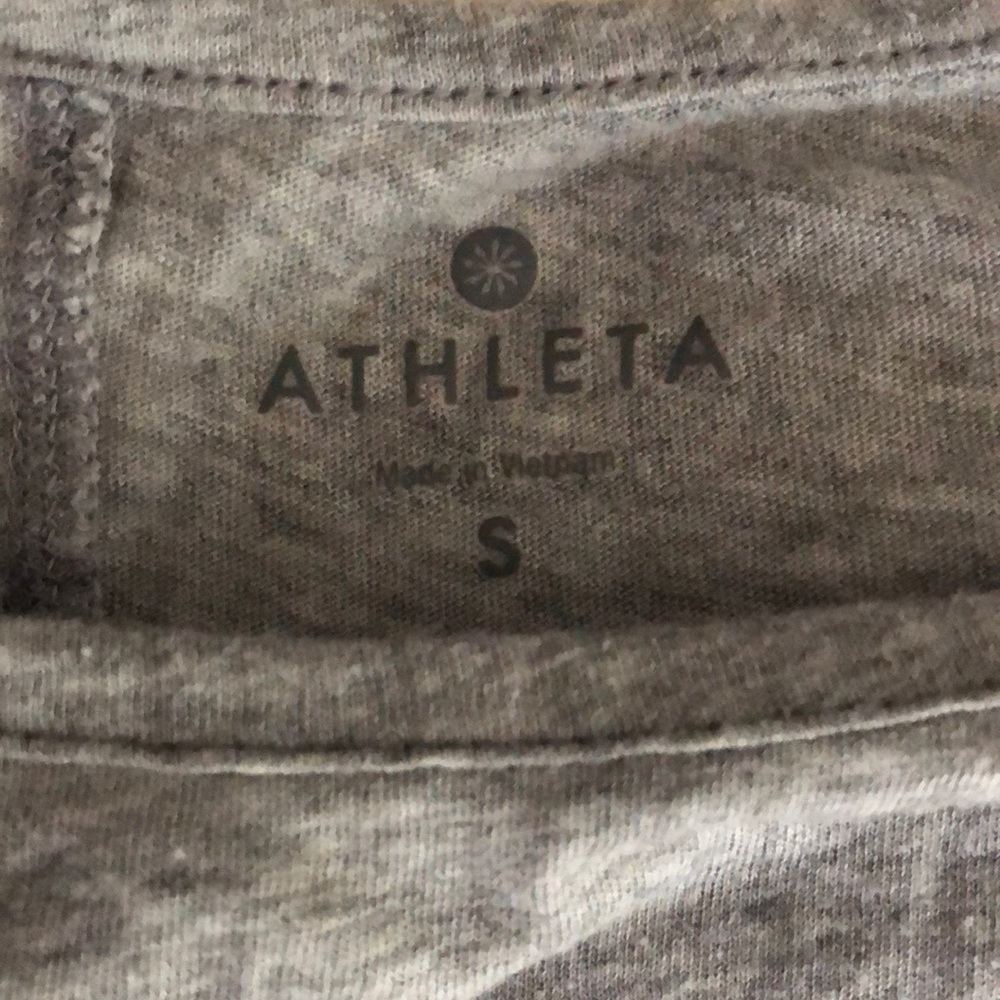 Athleta tee - Picture 3 of 3